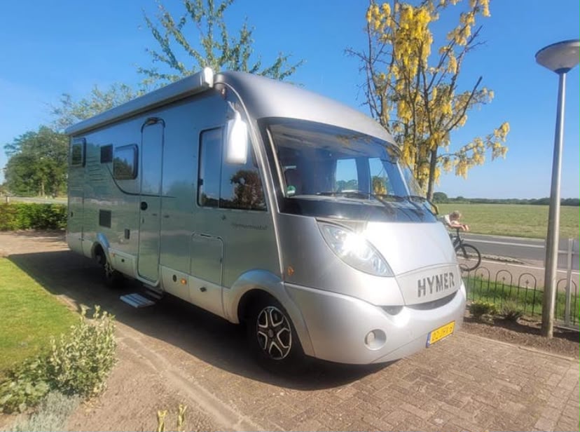 Hymer B 674 CL